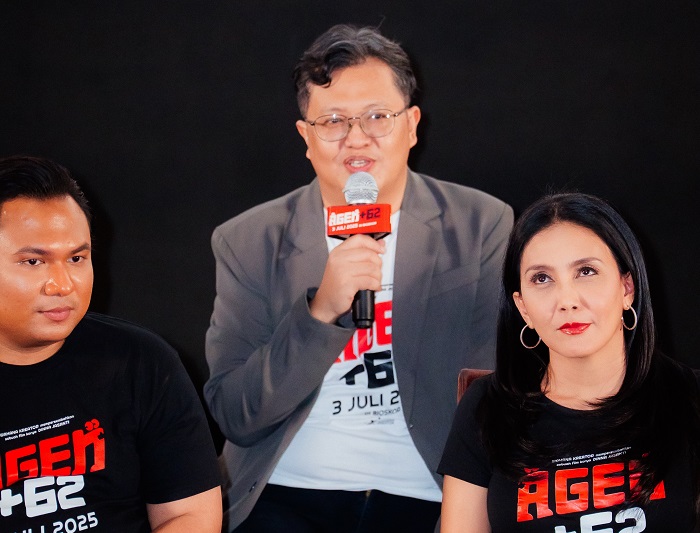 Rieke Diah Pitaloka & Keanu Bersatu Bersama Warga Memberantas Sindikat Kriminal di Film Komedi Aksi Agen +62 Menampilkan Aksi yang Lucu dan Dekat dengan Realita
