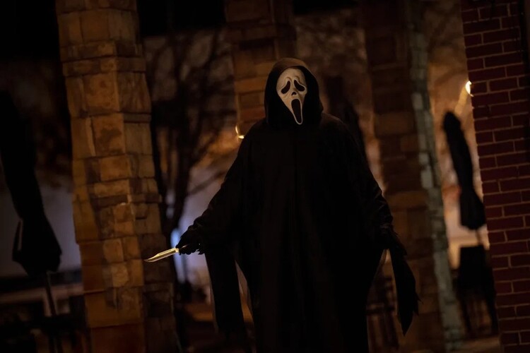 Ghostface Kembali Menebar Teror dalam Trailer Perdana Scream 7 Ghostface Kembali Menebar Teror dalam Trailer Perdana Scream 7