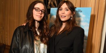 Elizabeth Olsen & Molly Gordon Bintangi Film Komedi Baru A24 Berjudul Peaked