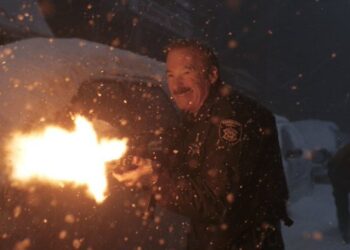 Trailer Normal Tunjukkan Sisi Paling Brutal Bob Odenkirk sebagai Sheriff Kota Kecil