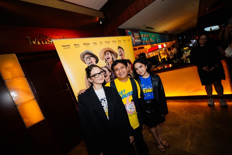 Film Suka Duka Tawa Tayang Hari Ini, Ajak Penonton Menertawakan Luka Lewat Komedi Keluarga
