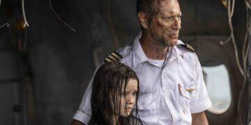 Teaser Perdana Deep Water Hadirkan Teror Hiu Ganas