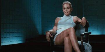 Emerald Fennell Dibidik Sutradarai Remake ‘Basic Instinct’, Siap Bangkitkan Thriller Kontroversial 90-an