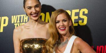 Gal Gadot dan Isla Fisher Bergabung Dengan Proyek Film Thriller Bitcoin
