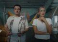Isabelle Fuhrman & Josh Hutcherson Hadapi Ancaman Alien di Signal One