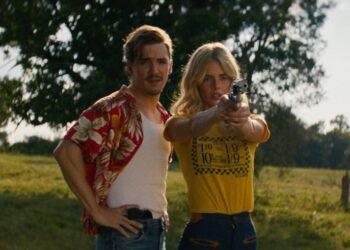 Samara Weaving & Kyle Gallner Tampil Brutal dalam Thriller Romantis ‘Carolina Caroline’