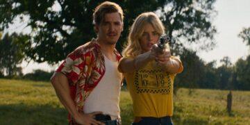 Samara Weaving & Kyle Gallner Tampil Brutal dalam Thriller Romantis ‘Carolina Caroline’