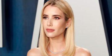 Setelah 20 Tahun, Disney Kembangkan Serial Aquamarine dengan Kembalinya Emma Roberts