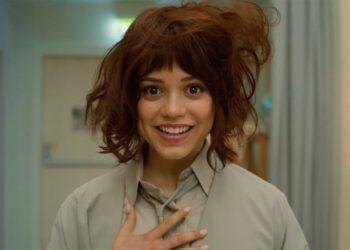 Jenna Ortega Jadi Robot Misterius di Trailer Perdana Klara and the Sun, Film Paling Emosional Taika Waititi