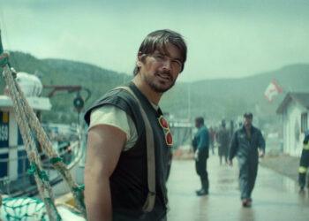 Josh Hartnett Hadapi Teror Monster Laut Misterius dalam Teaser Serial Below