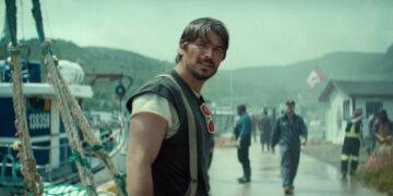 Josh Hartnett Hadapi Teror Monster Laut Misterius dalam Teaser Serial Below