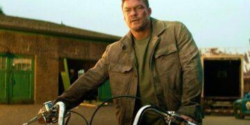 Alan Ritchson Gabung Netflix untuk Film Perampokan Bertema MotoGP