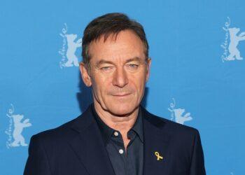 Jason Isaacs Gabung dengan Proyek Film Netflix Kevin Hart dan Henry Cavill, Ini Detail Ceritanya