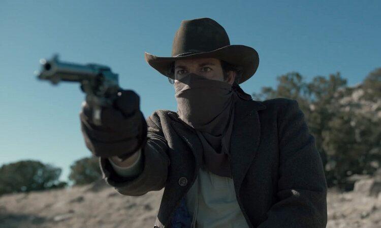 Zachary Levi Jadi Koboi Buronan di Trailer Baru Film Angel and the Badman