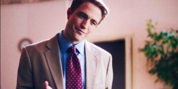 Robert Pattinson Tampil Mengesankan sebagai Chris Hansen di Trailer Baru Primetime