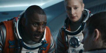 Idris Elba Terjebak di Kedalaman Samudra dalam Trailer Thriller Sci-Fi Above the Below